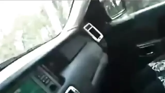 Τούρκοι τραβάνε ερασιτεχνικό πορνό μέσα στο αμάξι.
